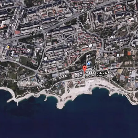 Beachfront Apartman