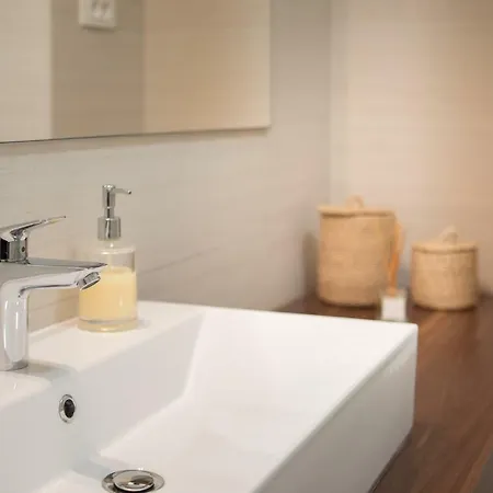 Beachfront アパート スプリト