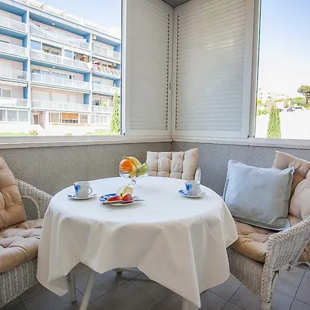 Apartment Beachfront